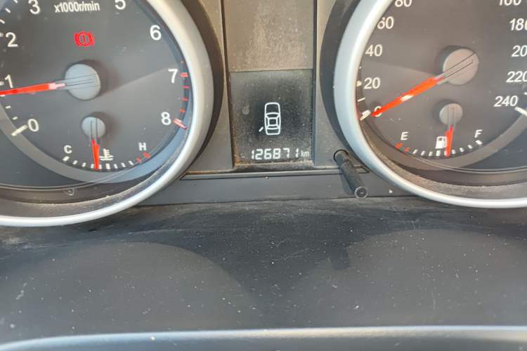 Used Haval H6 2011 2.0L Manual Two-Wheel Drive Urban Version Odometer Close Up