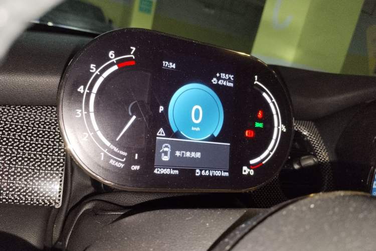 Used MINI MINI 2022 1.5T COOPER Classic Edition