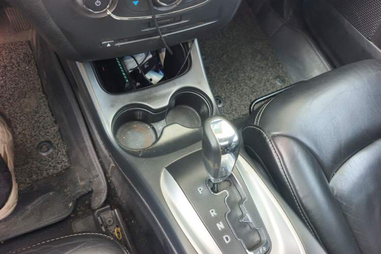 Used Dodge Journey 2013 2.4L Two-Wheel Drive Luxury Version