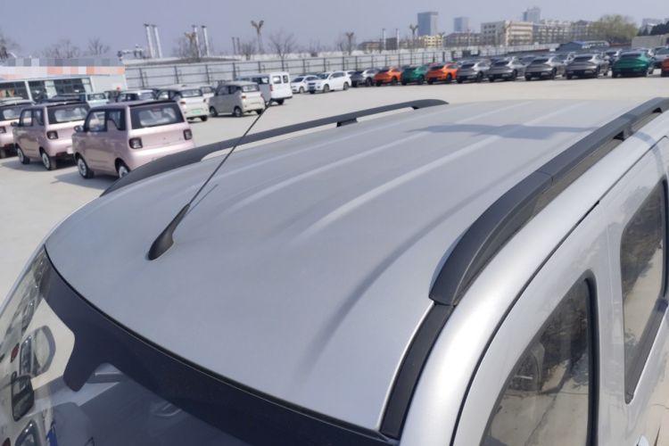 Used Wuling Zhiguang New Energy 2025 Model 305km Ambitious Edition