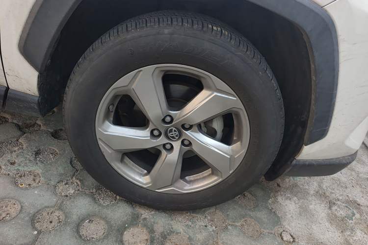 Used Toyota RAV4 2020 2.0L CVT Two-Wheel Drive Fashion Edition