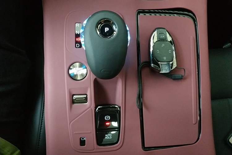 Used GAC Trumpchi M8 2024 Zongshi Series 400T Ultimate Edition Gear Lever