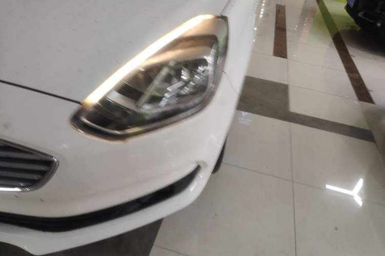 Used Ford Escort 2019 1.5L Manual Enjoyment Model Left Front Headlight