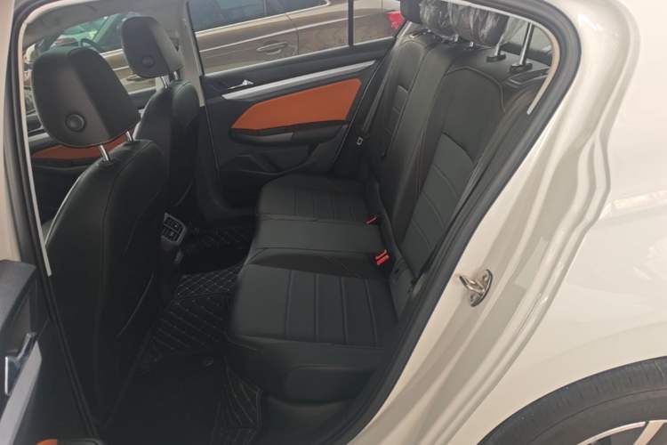 Used Volkswagen Bora 2026 200TSI DSG Yuexing Navigation Edition Left Rear Seat