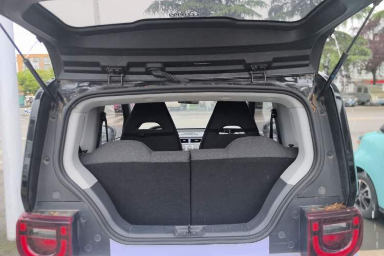 Used Chery QQ Ice Cream 2022 170km Sundae Phosphate Lithium-Ion