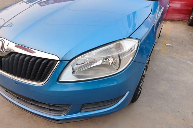 Used Skoda Fabia 2014 1.4L Manual Crystal Edition