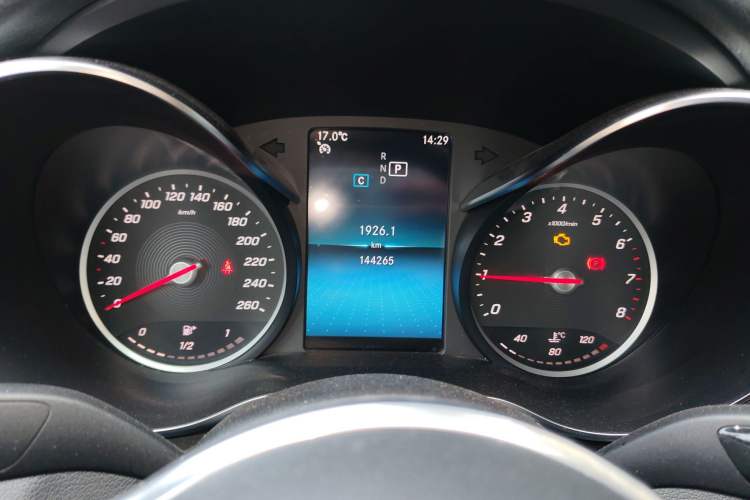 Used Mercedes-Benz C-Class 2019 C 180 L Dynamic Sports Edition Instrument Cluster