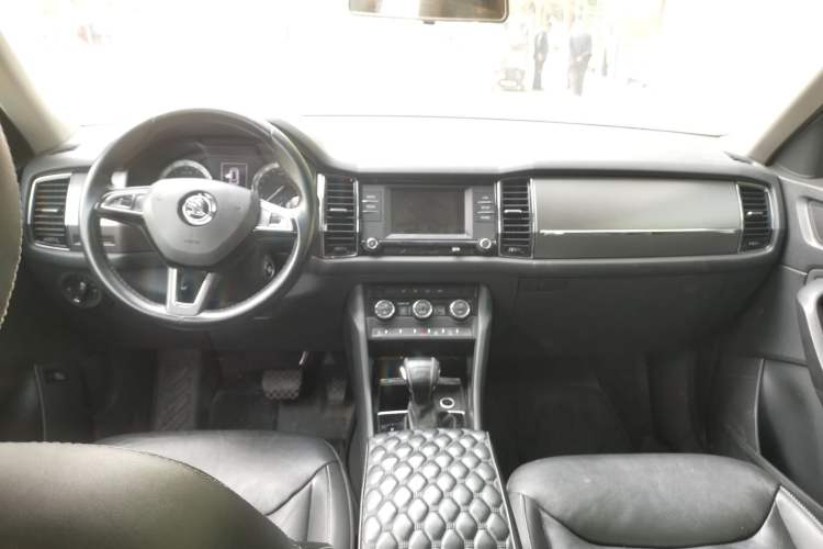 Used Skoda Kodiaq 2017 TSI330 5-Seat Two-Wheel Drive Luxury Edition Center Console