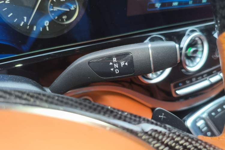 Used Mercedes-Benz Vito 2021 2.0T Business Version 7 Seats