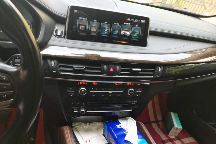 Used BMW X6 2017 xDrive28i
