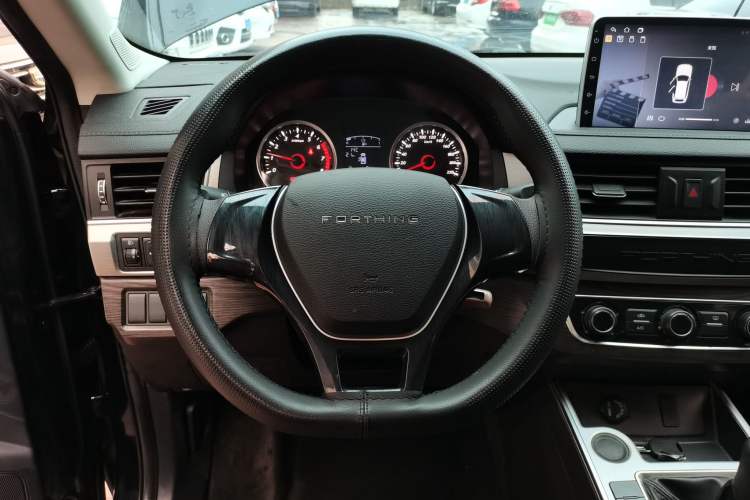 Used FORTHING T5 2022 Grand Edition 1.6L Manual Dream-Chasing Five-Seat Model
