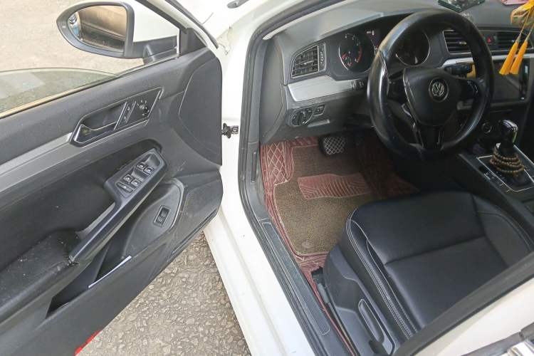 Used Volkswagen Lamando 2018 230TSI DSG Fashion Edition
