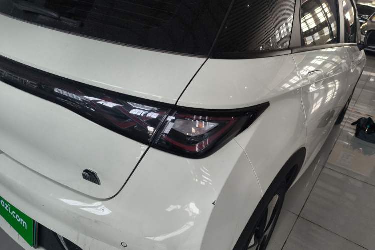 Used BYD Dolphin 2023 420 km Fashion Edition Right Rear Taillight