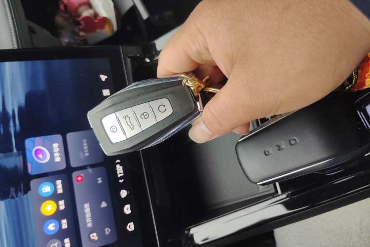 Used Geely Auto Emgrand X7 Sport 2023 Boyue COOL 1.5TD Smart Model Vehicle Key