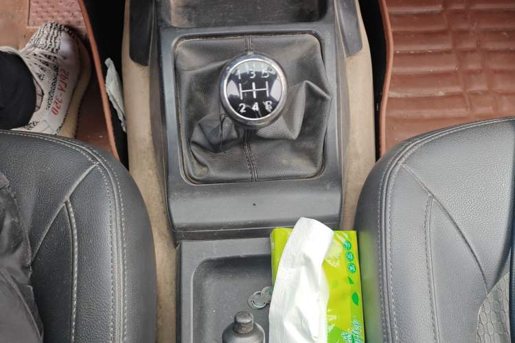 Used Great Wall Wingle 5 2017 2.2L Classic Version Two-Wheel Drive Big Double Cab 491QE
