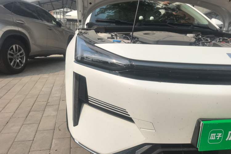 Used Geely Galaxy L6 2023 125km Starship
