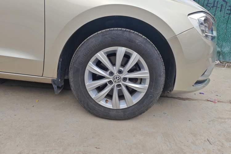 Used Volkswagen Bora 2017 1.6L Manual Fashion Model
