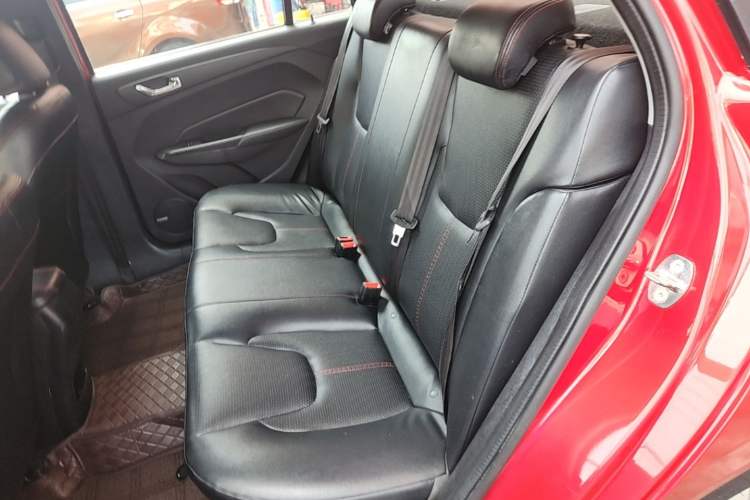 Used Chery Arrizo 5 2016 1.5L Manual Lingrui Edition
