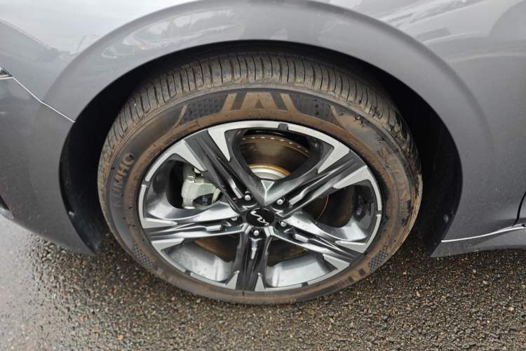 Used Kia K5 2021 270T CVVD Refreshed Edition Left Front Wheel Hub