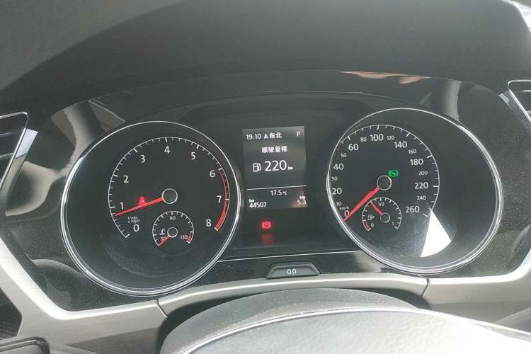 Used Volkswagen Touran 2018 Volkswagen Touran L 280TSI DSG Comfort Edition 7 Seats China V Emission Standard Instrument Cluster