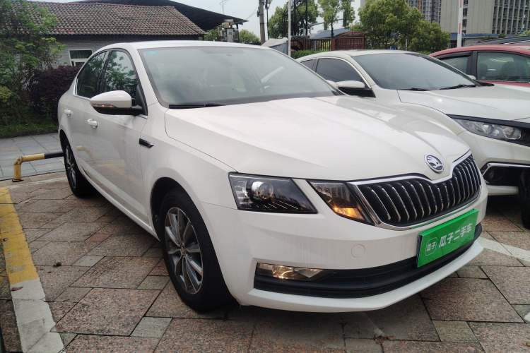 Used Skoda Octavia 2018 1.6L Automatic Comfort Edition
