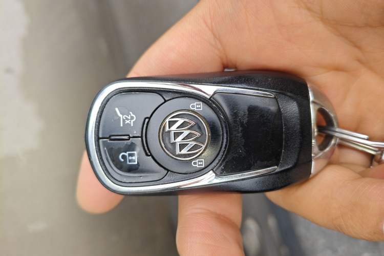 Used Buick Envision 2017 28T Four-Wheel Drive Elite Model Vehicle Key