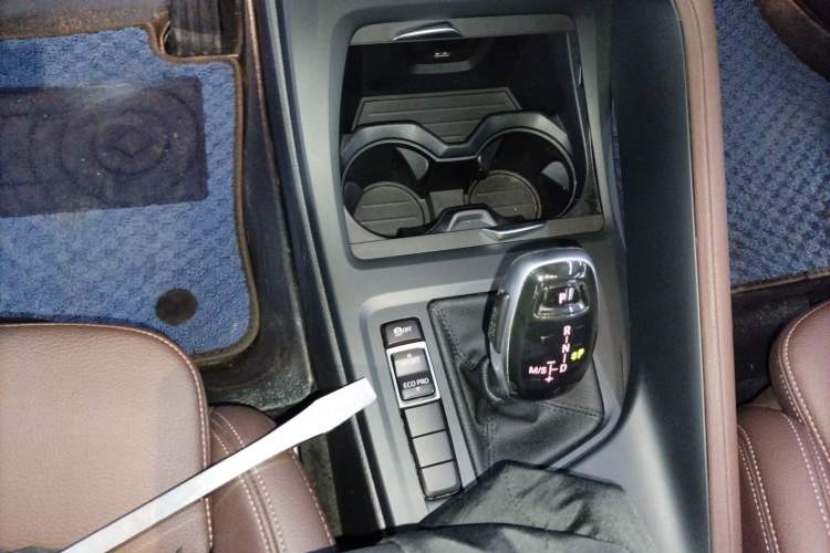 Used BMW X1 2021 Restyled sDrive25Li Leading Edition Gear Lever