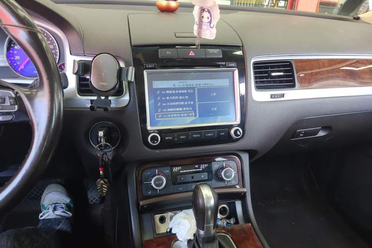 Used Volkswagen Touareg 2011 3.0 TSI Standard Version
