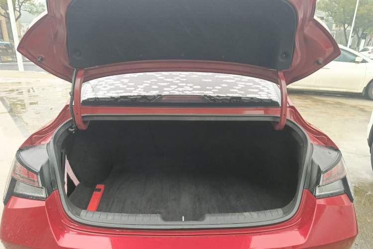 Used Hyundai Elantra 2021 1.5L CVT LUX Prestige Edition