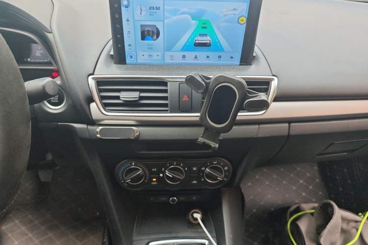 Used Mazda 3 Axela 2016 Sedan 1.5L Manual Comfort Model Audio And AC Panel