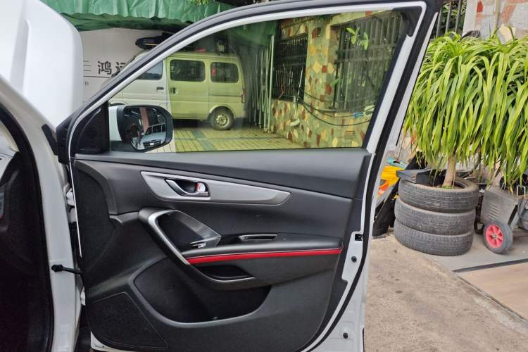 Used Changan CS55 2019 1.5T Automatic Xuan Dong Model China VI Standard
