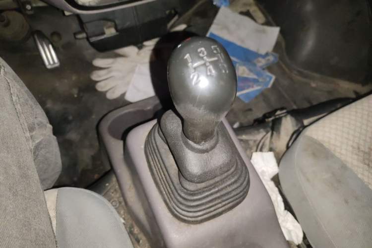 Used CHANGAN KUAYUE V3 2017 1.2L Box-Type Truck DK12-10