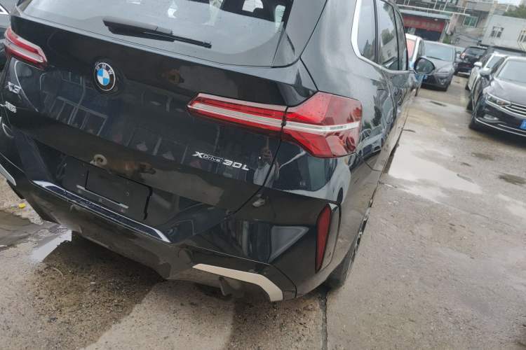 Used BMW X3 2025 xDrive30L Luxury Edition M Sport Package Exterior 3