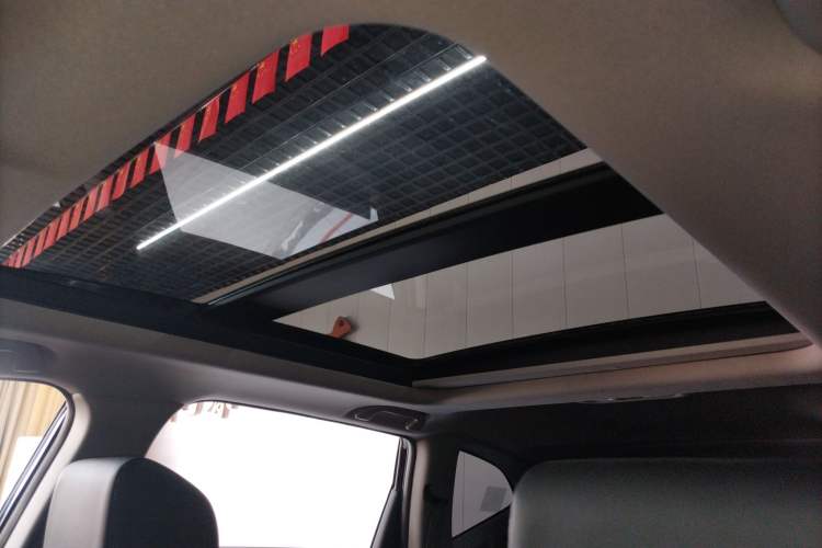 Used Honda CR-V 2021 240TURBO CVT Two-Wheel Drive Urban Edition Headliner