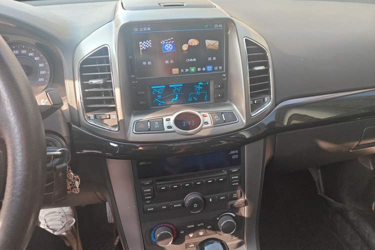 Used Chevrolet Captiva 2012 2.4L 4x4 Flagship Edition 7 Seats