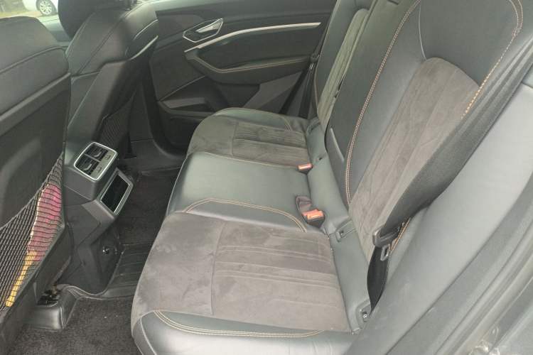 Used Audi e-tron 2021 50 quattro Prestige Edition