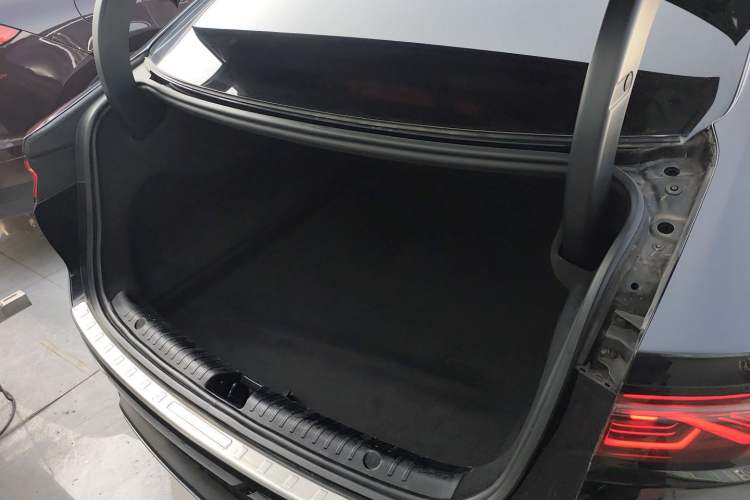 Used BYD Han 2023 EV Champion Edition 605KM Front-Drive Premium Model
