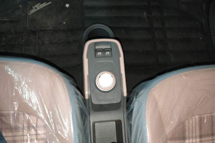 Used Chery QQ Ice Cream 2025 155km Sundae Edition