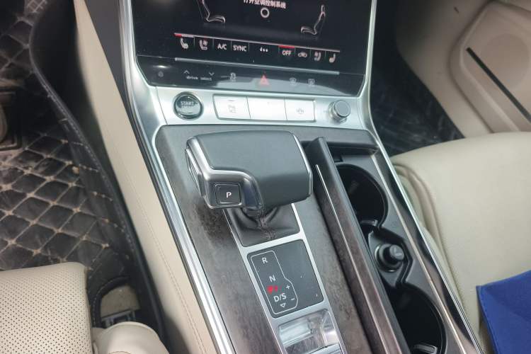 Used Audi A6L 2022 55 TFSI quattro Prestige Edition Gear Lever