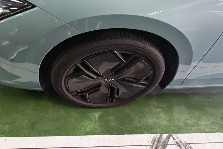 Used Volkswagen Passat 2025 Pro 380TSI Starry Dragon Luxury Edition