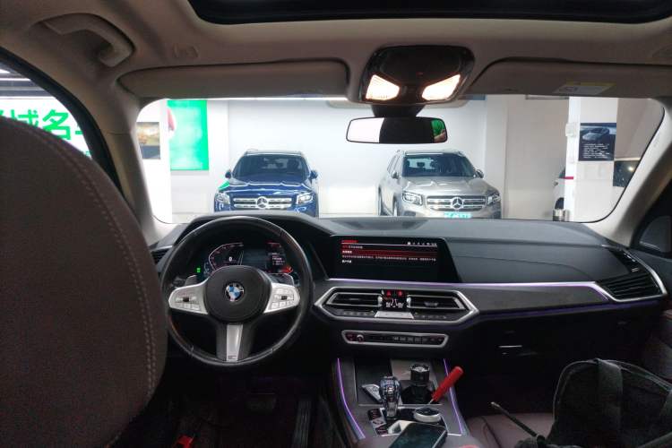 Used BMW X5 2022 Restyled xDrive 30Li Luxury Version M Sport Package
