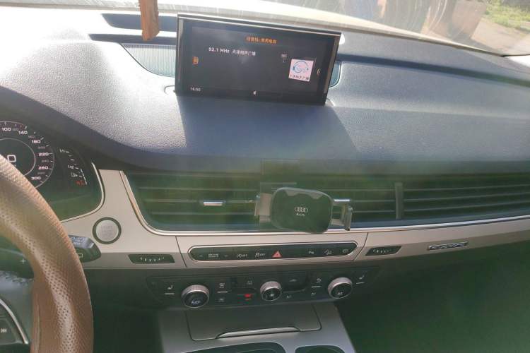 Used Audi Q7 2019 45 TFSI Comfort Model