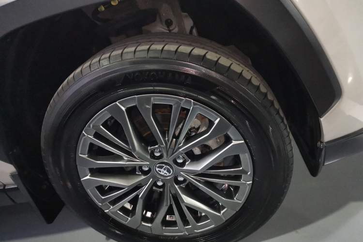 Used Toyota Wildlander 2023 Dual-Motor 2.5L E-CVT Two-Wheel Drive Luxury PLUS Edition