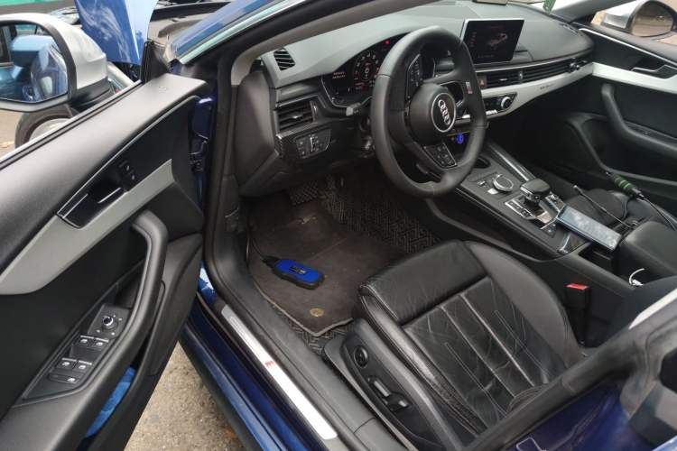 Used Audi A5 2017 Sportback 45 TFSI quattro Sport Model Driver Seat