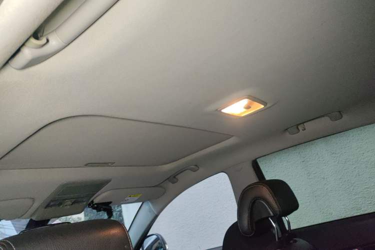 Used Chevrolet Captiva 2014 2.4L 4x4 Flagship Edition 7 Seats
