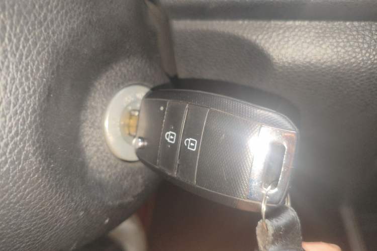 Used Kia Pegas 2020 Revised Version 1.4L Automatic Comfortable with Sunroof Vehicle Key