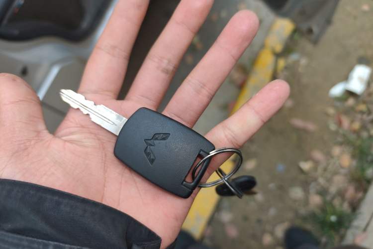 Used Wuling Rongguang 2019 1.2L S Van Utility Model with 2 Seats