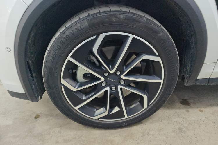 Used Lynk & Co 01 EM-P 2023 1.5TD EM-P Dawn Edition
