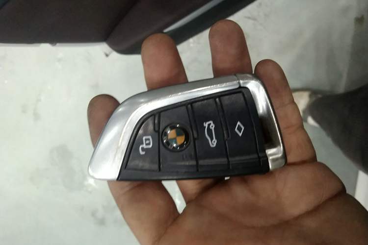 Used BMW 3 Series 2020 325Li First Edition Vehicle Key