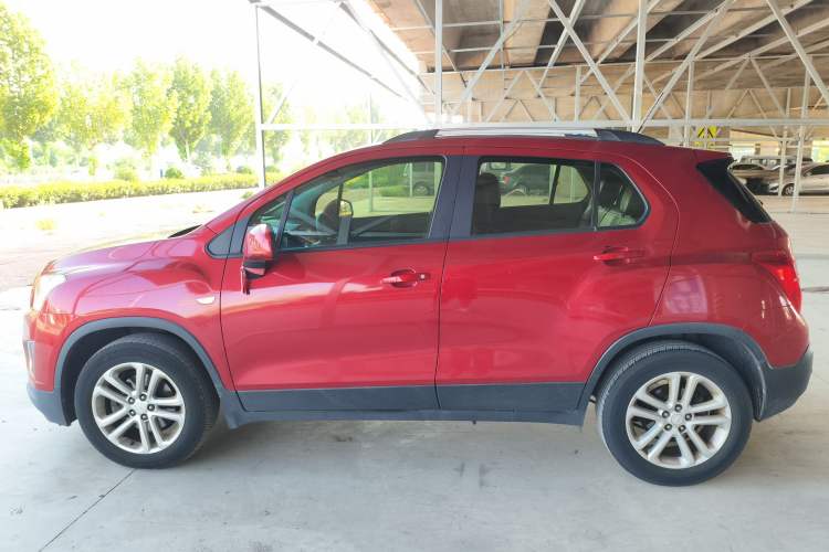 Used Chevrolet Trax 2016 1.4T Automatic Two-Wheel Drive Comfort Version with Sunroof